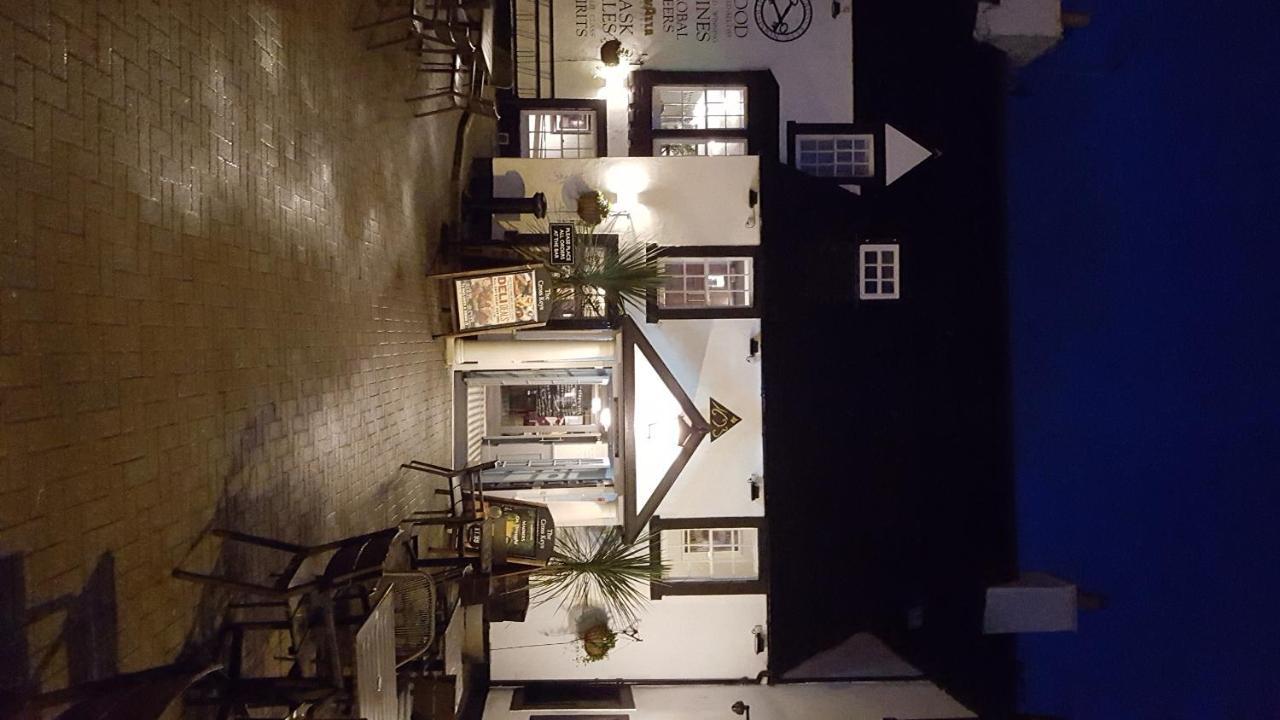 The Cross Keys Hotel พีเบิลส์ ภายนอก รูปภาพ